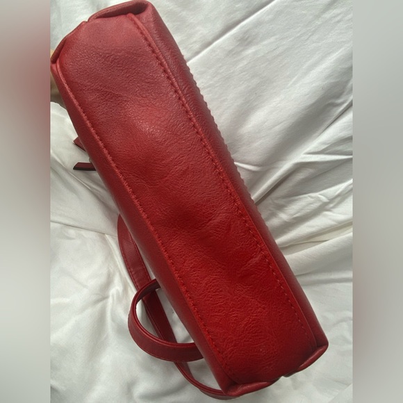 Perfect Size & Shape Crossbody Dark Cherry in Very Good Condition! - Picture 9 of 13